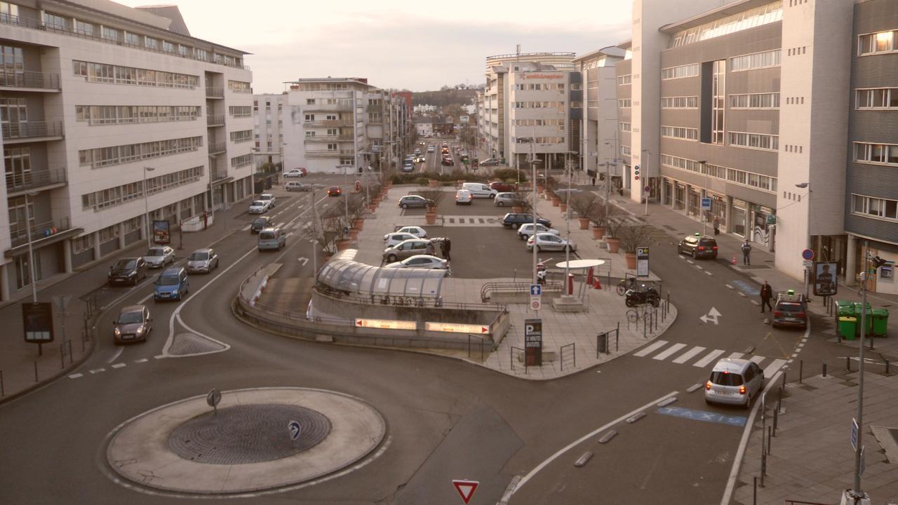 Hotel Ibis Styles Le Mans Gare Sud Exterior foto